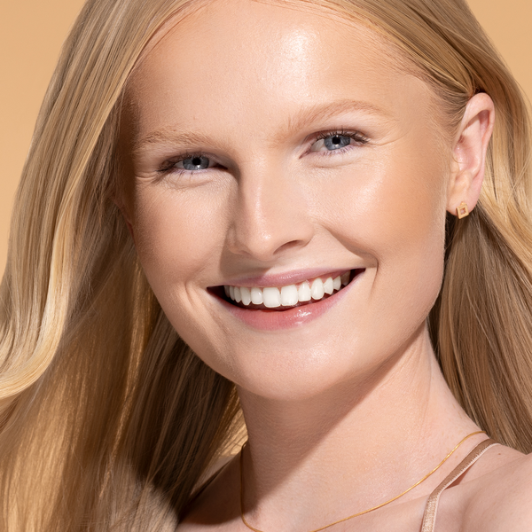 Butter Glow Contour Wand | Fair/Light - Markwins PF